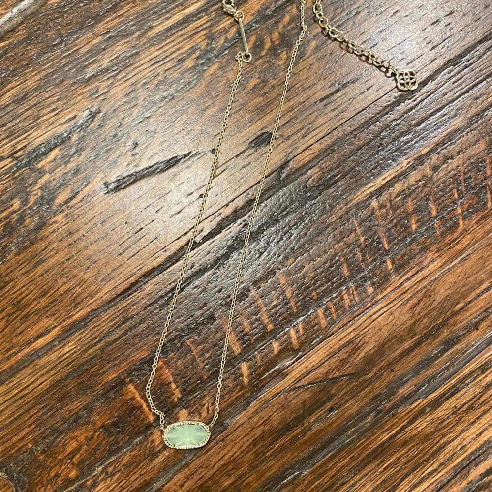 Kendra Scott Elisa Pendant Necklace.